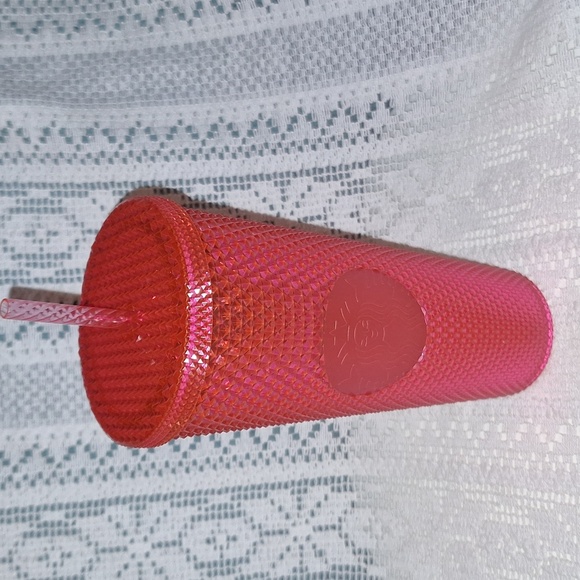 STARBUCKS Holiday 2019 Neon Hot Pink Studded Bling Cold Cup Tumbler Venti 24 oz - Picture 1 of 8